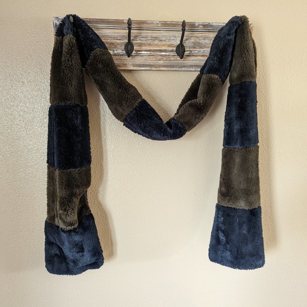 BEBE Scarf 8.5 Feet Long